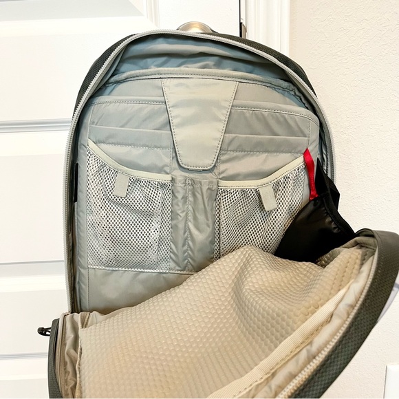 OSPREY Transporter Panel Loader Commuter grey camo backpack laptop bag - Picture 4 of 4